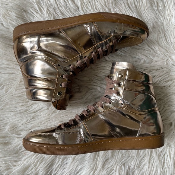 Saint Laurent SL/10H Signature Court Classic Metallic Leather High-Top Sneakers - Picture 3 of 12